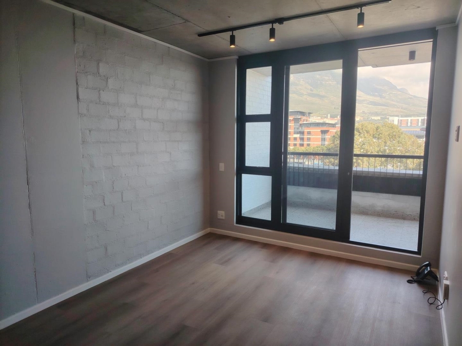 To Let 2 Bedroom Property for Rent in Observatory Western Cape